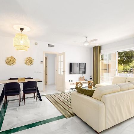 Marbella Playa Residencial Con Piscina Leilighet Eksteriør bilde