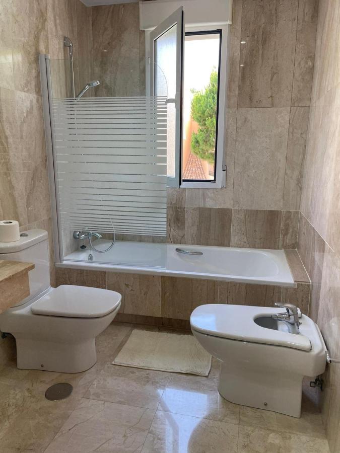 Marbella Playa Residencial Con Piscina Leilighet Eksteriør bilde