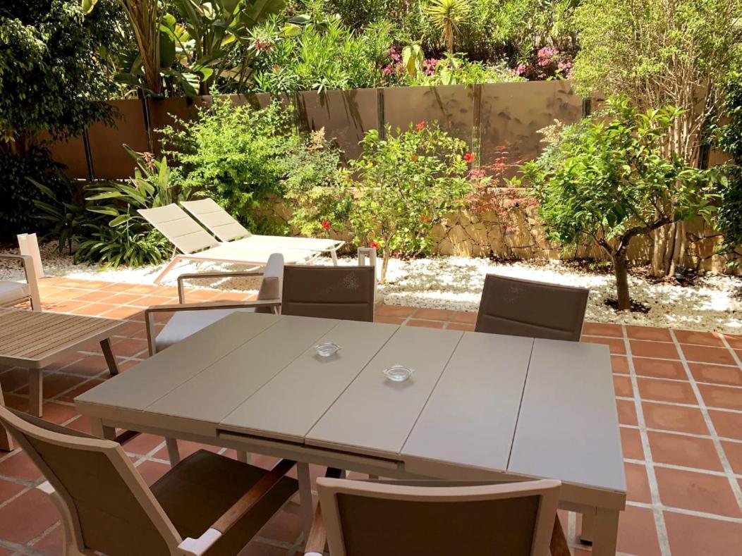 Marbella Playa Residencial Con Piscina Leilighet Eksteriør bilde