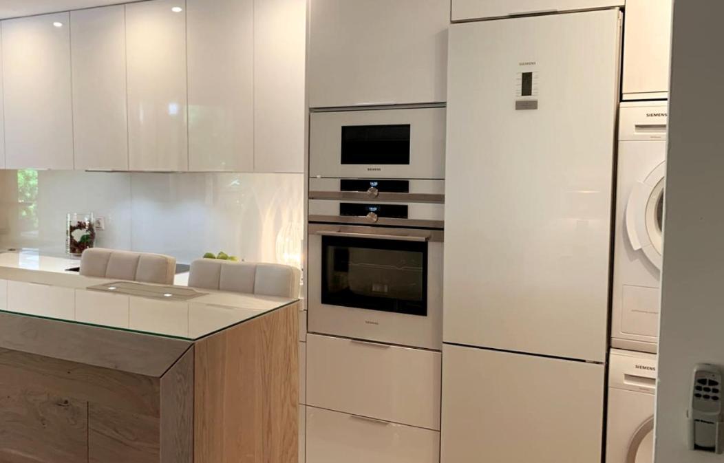 Marbella Playa Residencial Con Piscina Leilighet Eksteriør bilde