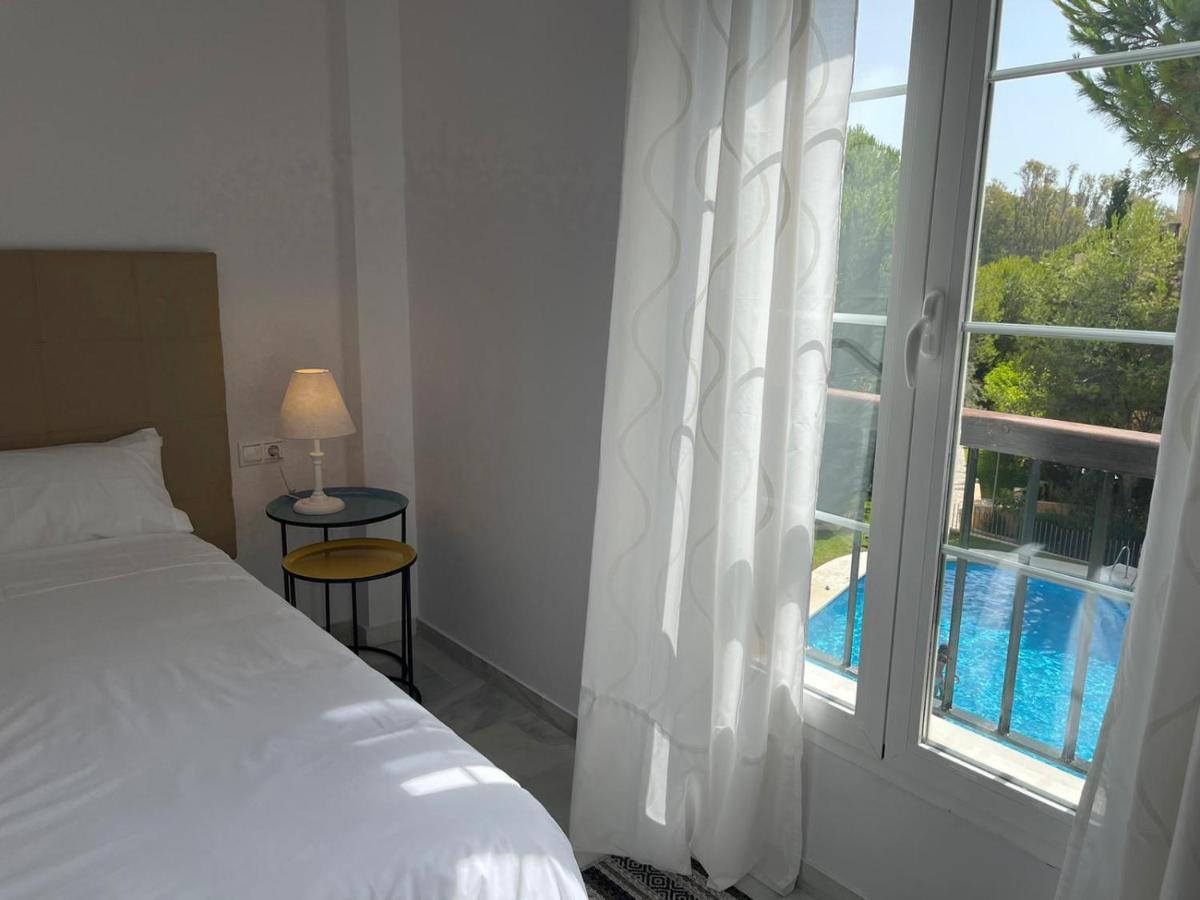 Marbella Playa Residencial Con Piscina Leilighet Eksteriør bilde