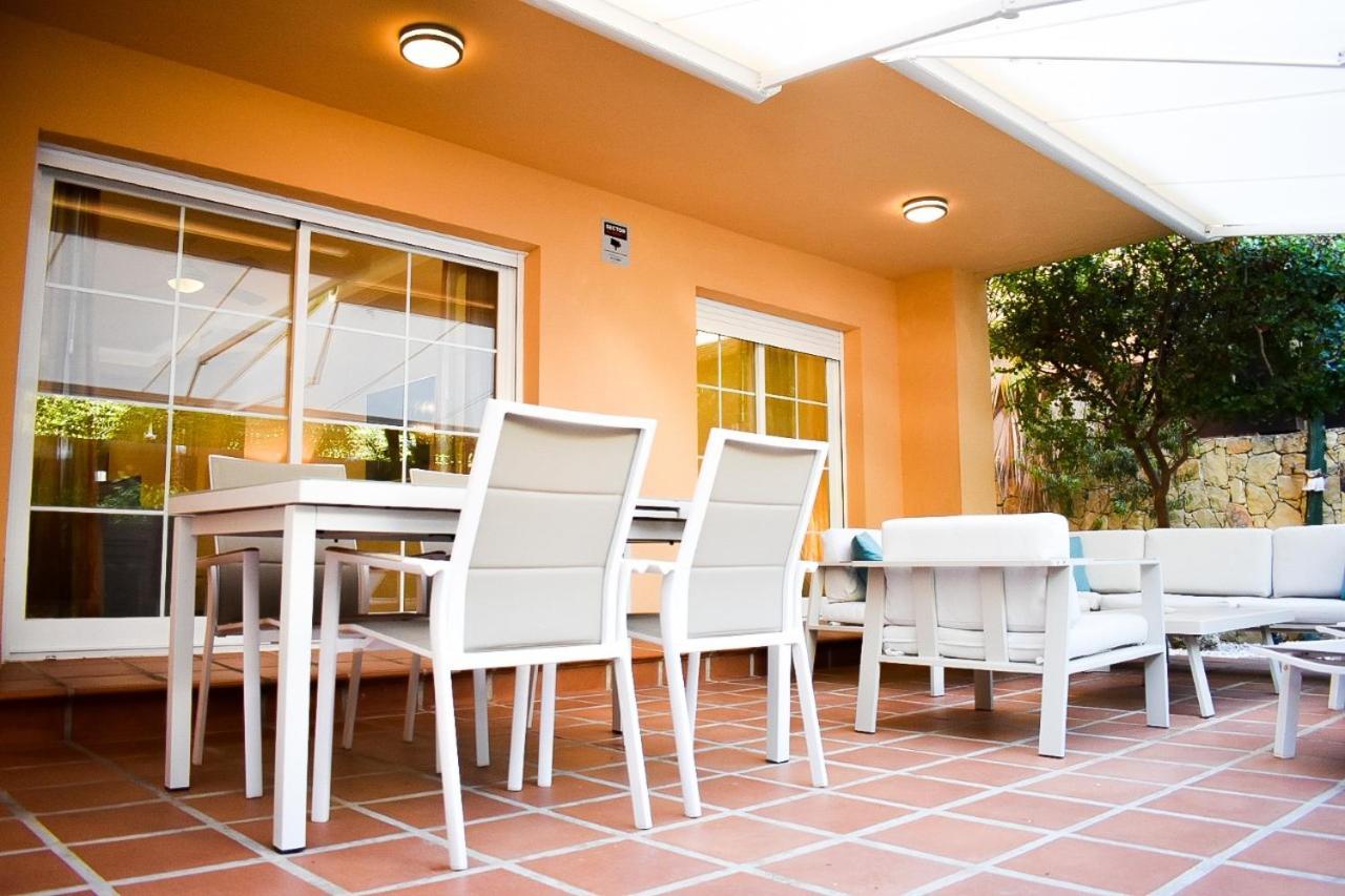 Marbella Playa Residencial Con Piscina Leilighet Eksteriør bilde