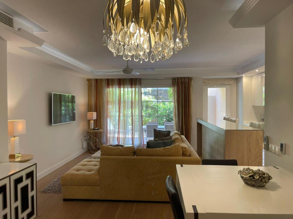 Marbella Playa Residencial Con Piscina Leilighet Eksteriør bilde