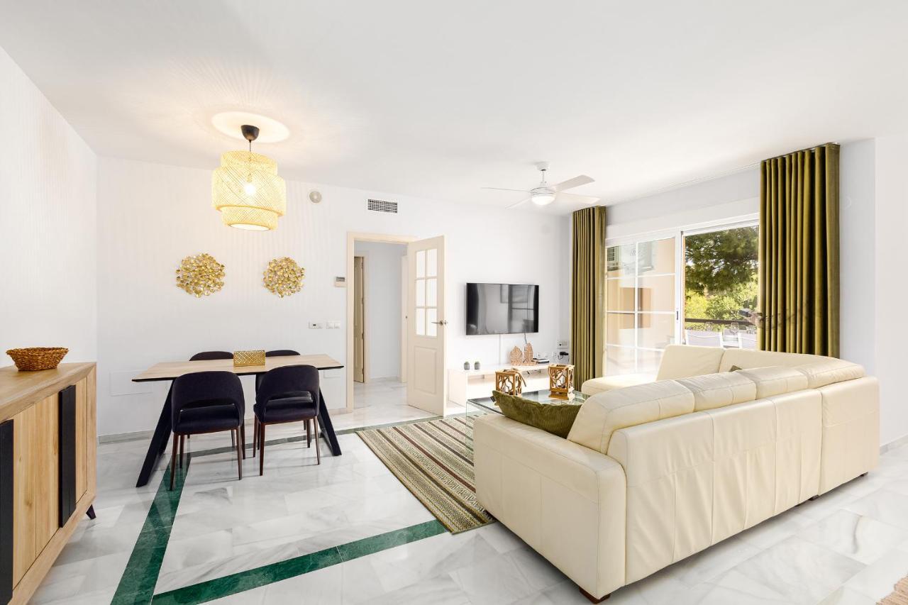 Marbella Playa Residencial Con Piscina Leilighet Eksteriør bilde