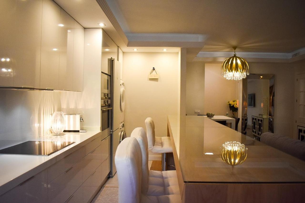Marbella Playa Residencial Con Piscina Leilighet Eksteriør bilde