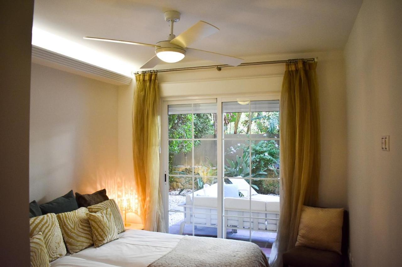 Marbella Playa Residencial Con Piscina Leilighet Eksteriør bilde